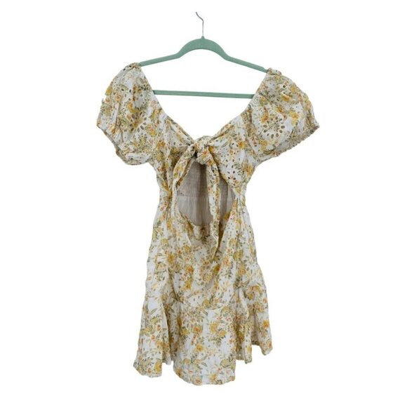 en Saison Cream Eyelet Tie-Front Cut-Out Mini Dress - Size Small - Picture 2 of 7